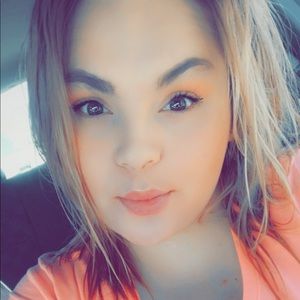 Meet your Posher, Lindsey